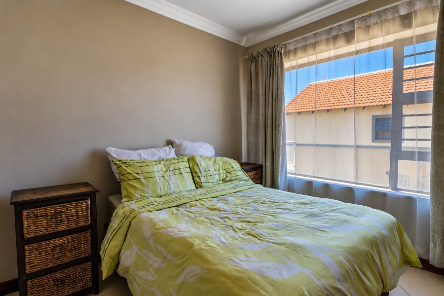 To Let 4 Bedroom Property for Rent in Thatchfield Estate Gauteng
