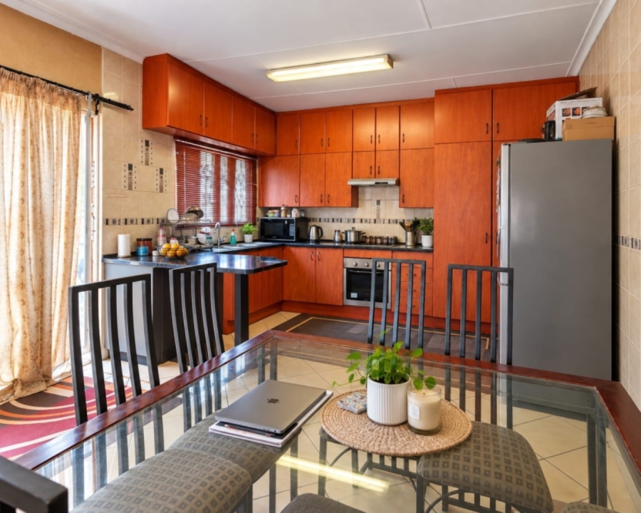 3 Bedroom Property for Sale in Noordwyk Gauteng