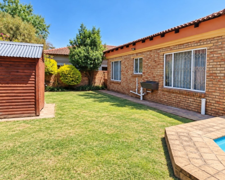 3 Bedroom Property for Sale in Noordwyk Gauteng