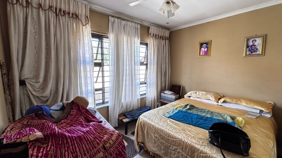 4 Bedroom Property for Sale in Vosloorus Ext 2 Gauteng