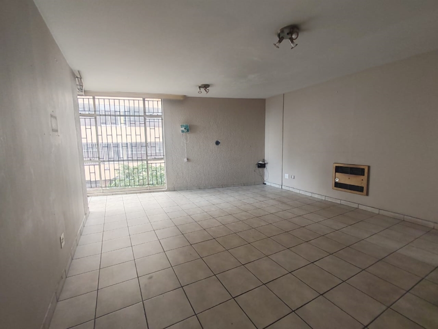 To Let 2 Bedroom Property for Rent in Florida Gauteng