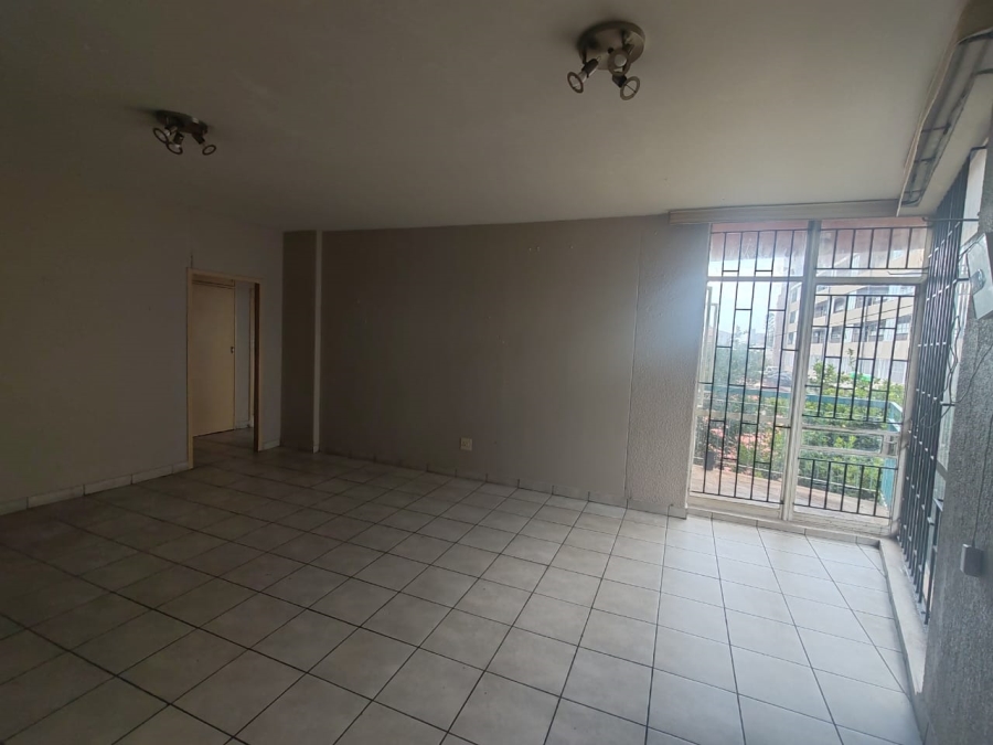 To Let 2 Bedroom Property for Rent in Florida Gauteng
