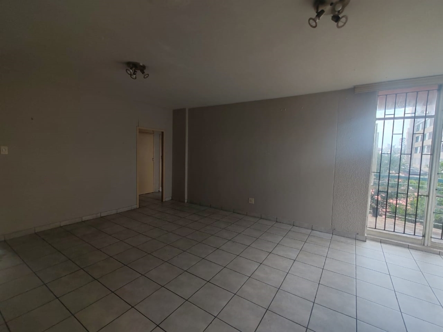 To Let 2 Bedroom Property for Rent in Florida Gauteng