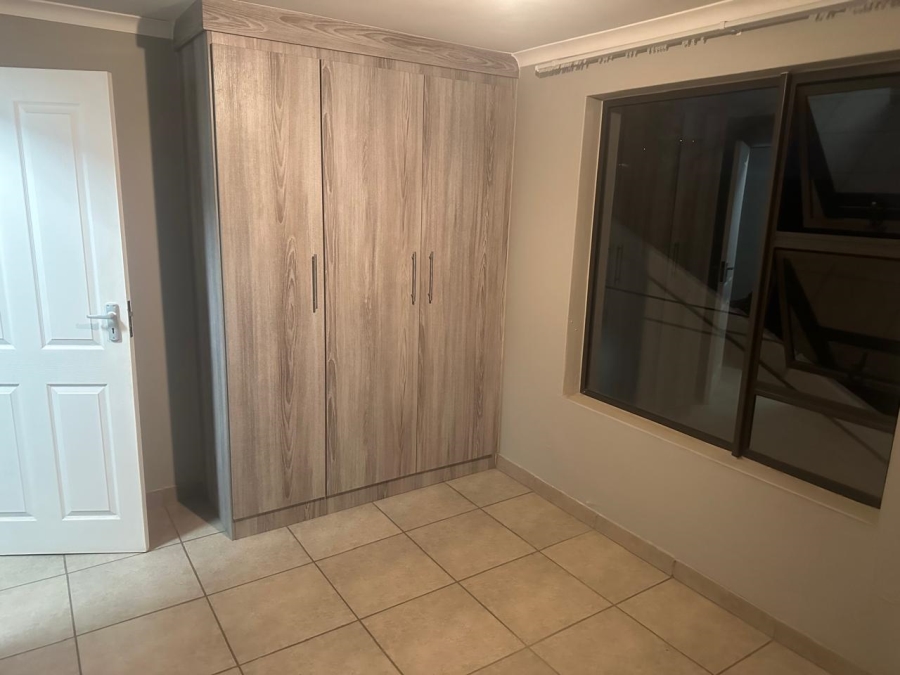 To Let 2 Bedroom Property for Rent in Greymont Gauteng