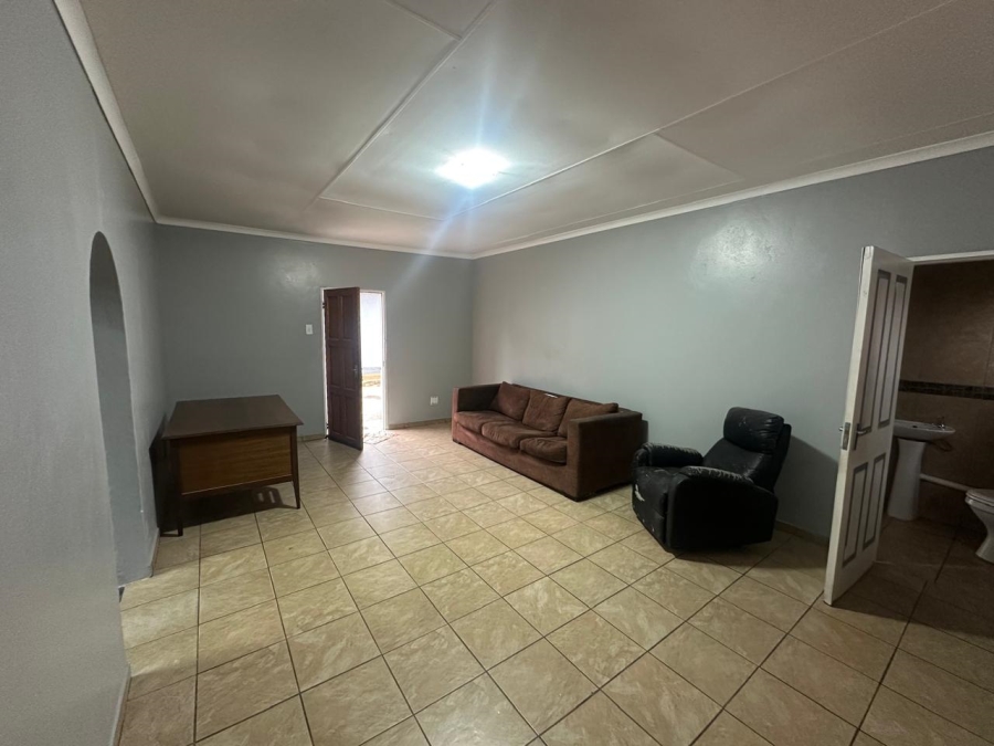 To Let 2 Bedroom Property for Rent in Greymont Gauteng