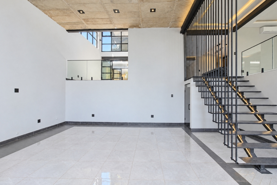 6 Bedroom Property for Sale in Waterkloof Estate Gauteng