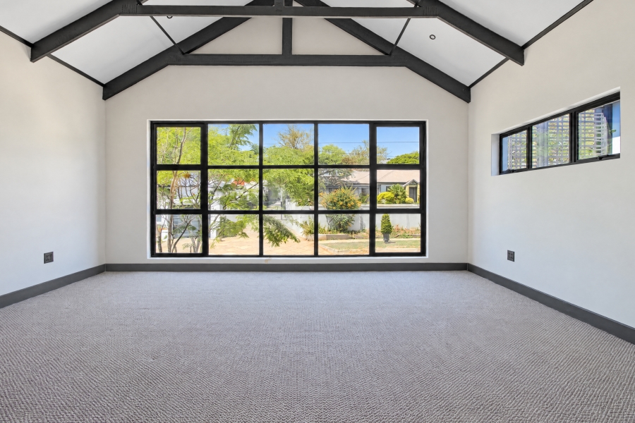 6 Bedroom Property for Sale in Waterkloof Estate Gauteng