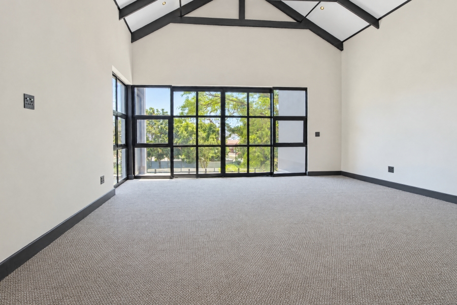 6 Bedroom Property for Sale in Waterkloof Estate Gauteng