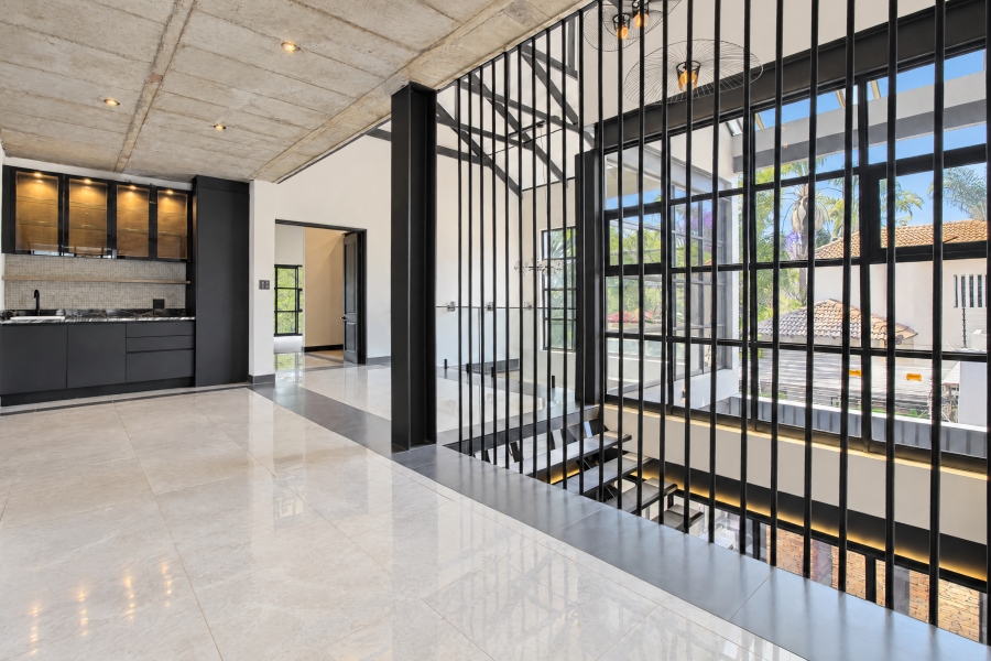 6 Bedroom Property for Sale in Waterkloof Estate Gauteng