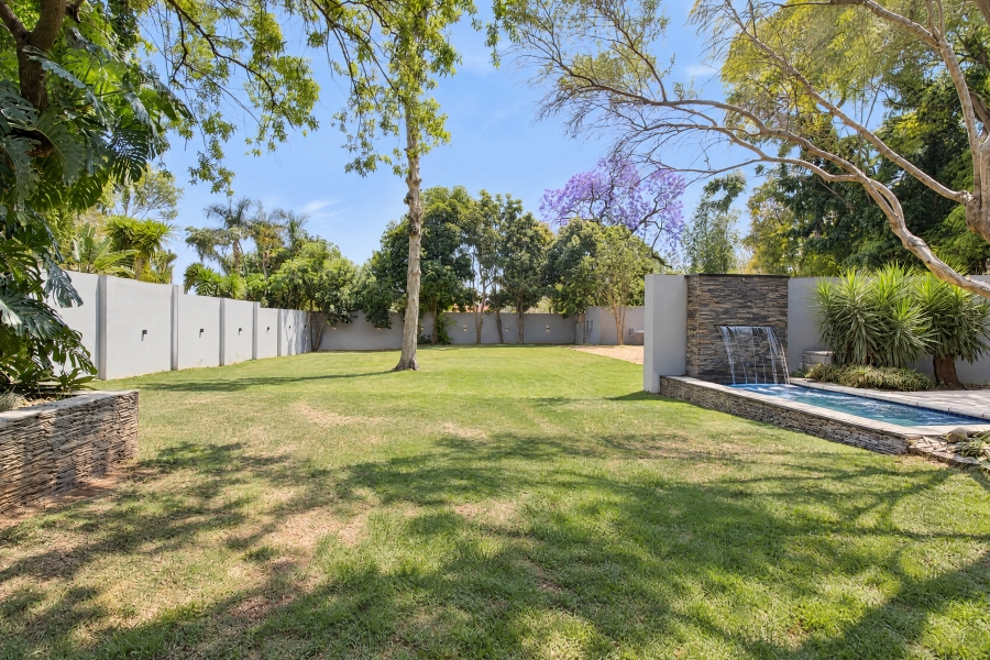 6 Bedroom Property for Sale in Waterkloof Estate Gauteng