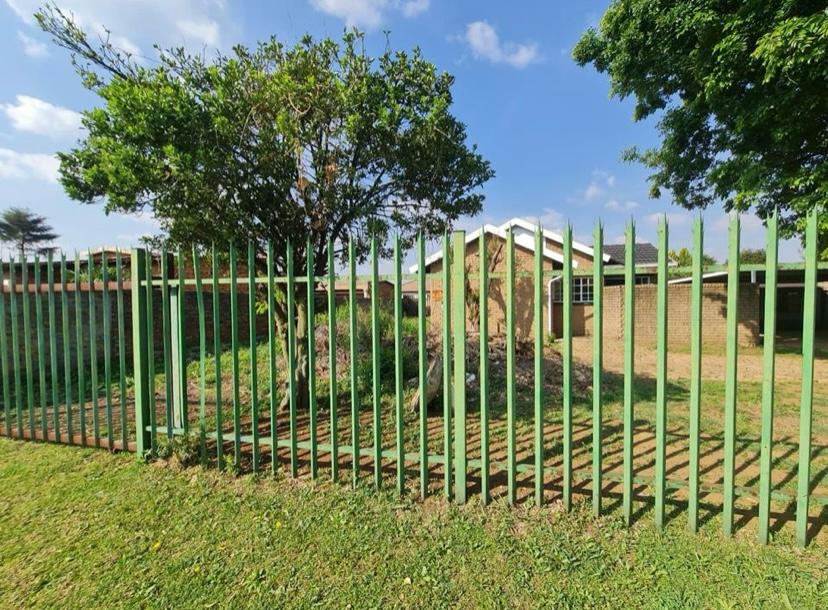 2 Bedroom Property for Sale in Klippoortje Gauteng
