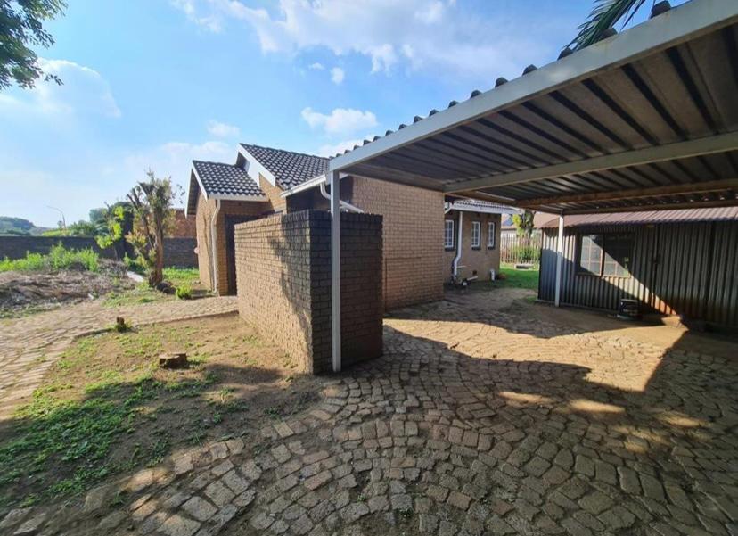 2 Bedroom Property for Sale in Klippoortje Gauteng