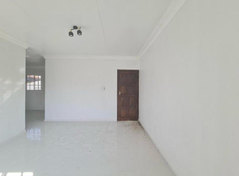2 Bedroom Property for Sale in Klippoortje Gauteng