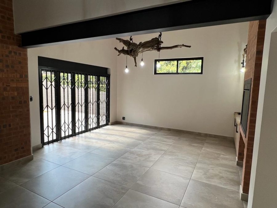 To Let 3 Bedroom Property for Rent in Waverley Gauteng