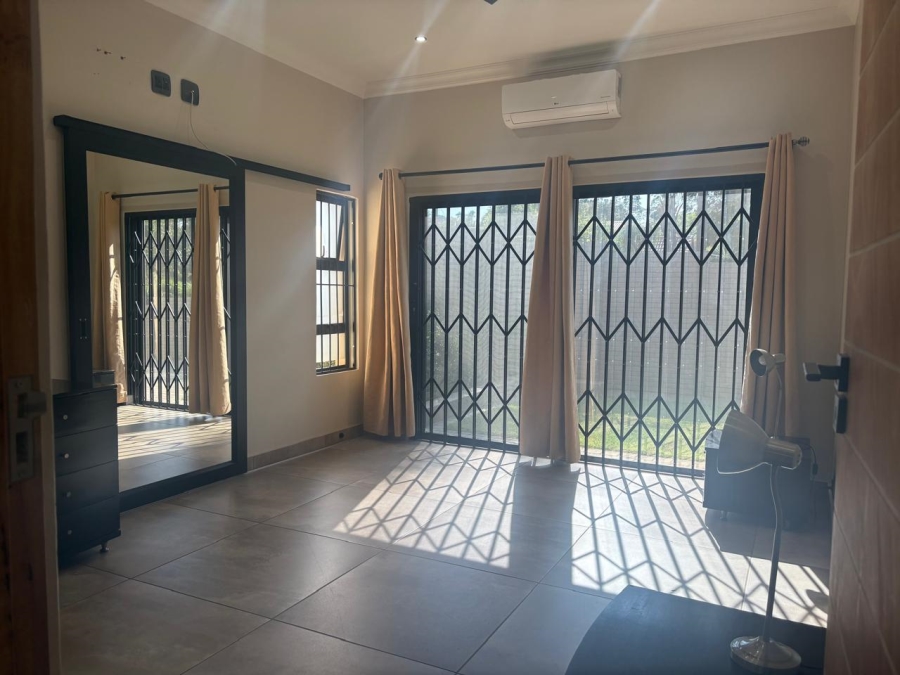 To Let 3 Bedroom Property for Rent in Waverley Gauteng