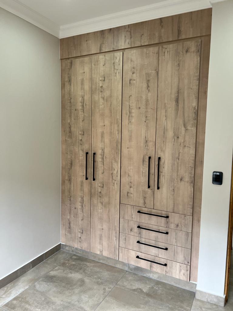 To Let 3 Bedroom Property for Rent in Waverley Gauteng