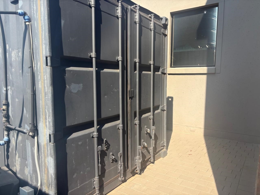 To Let 3 Bedroom Property for Rent in Waverley Gauteng