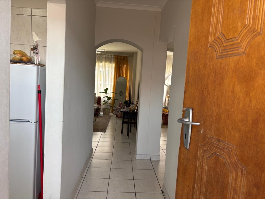 2 Bedroom Property for Sale in Wonderboom South Gauteng