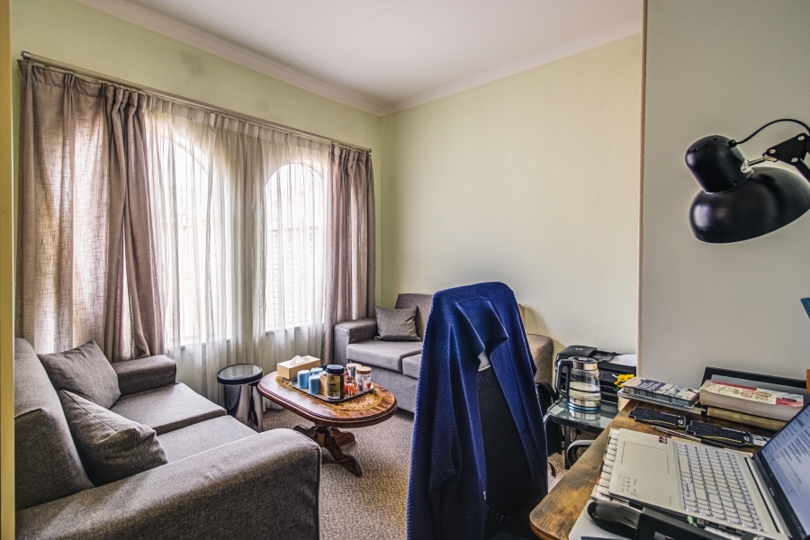 3 Bedroom Property for Sale in Glen Marais Gauteng