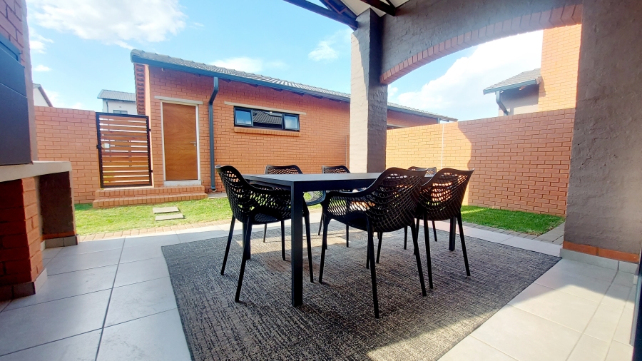 3 Bedroom Property for Sale in Rietvalleirand Gauteng