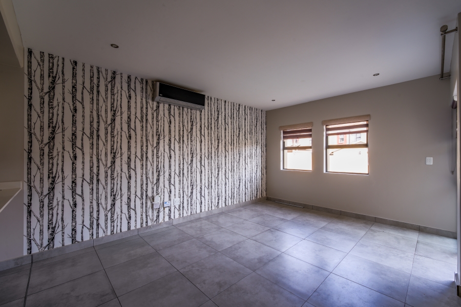 3 Bedroom Property for Sale in Equestria Gauteng