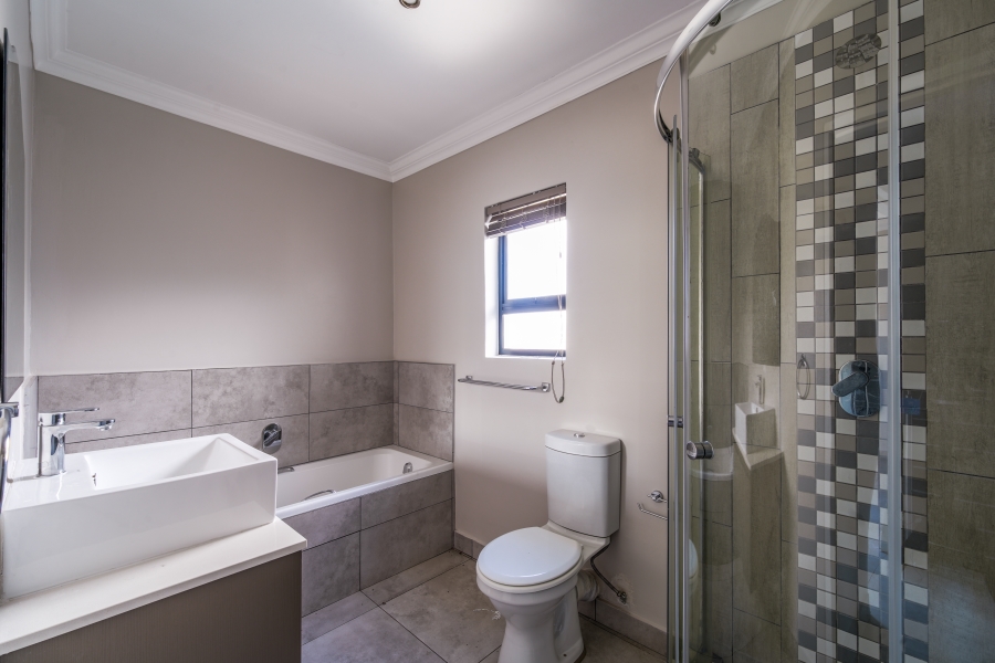 3 Bedroom Property for Sale in Equestria Gauteng