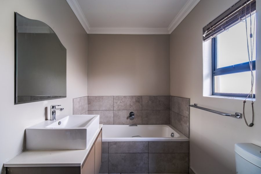 3 Bedroom Property for Sale in Equestria Gauteng