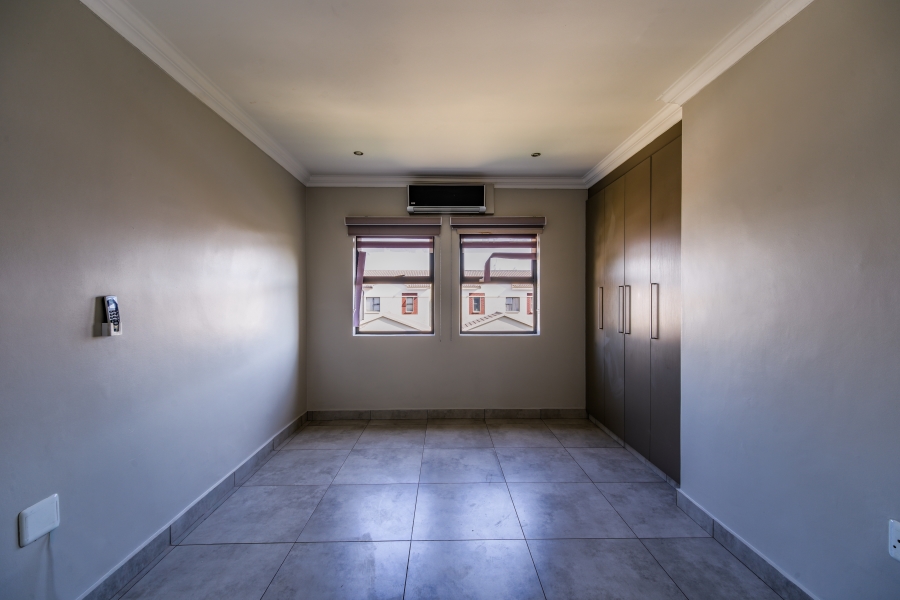 3 Bedroom Property for Sale in Equestria Gauteng
