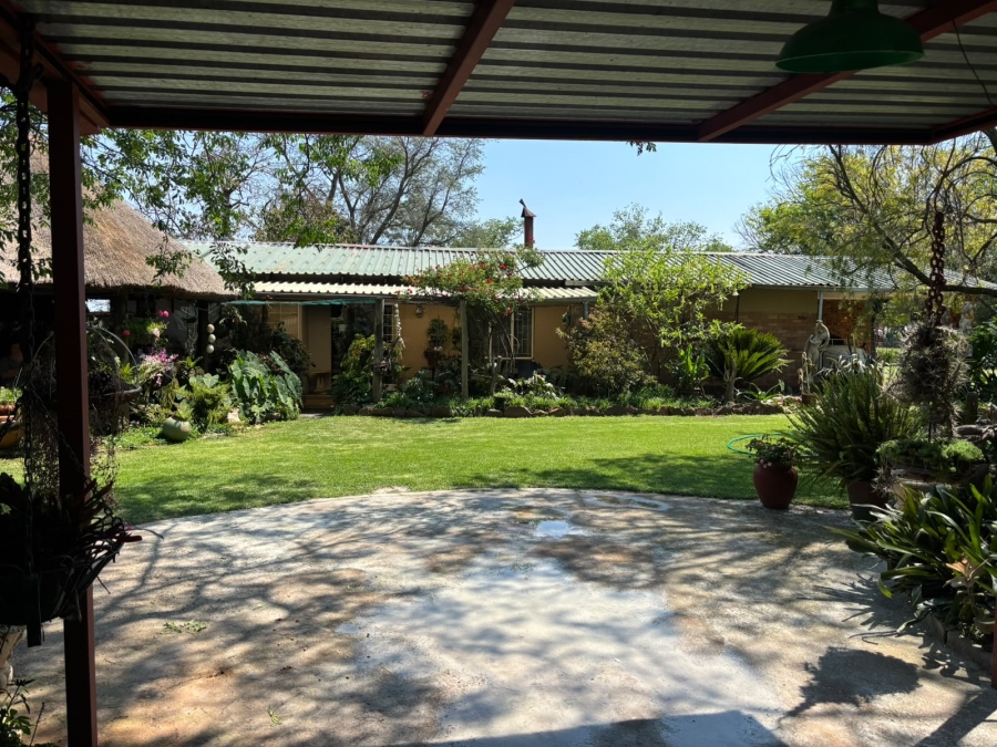 7 Bedroom Property for Sale in Zonkolol Gauteng