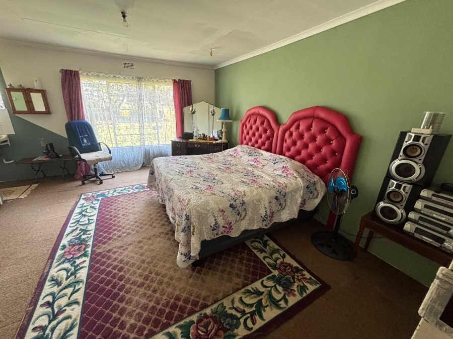 7 Bedroom Property for Sale in Zonkolol Gauteng