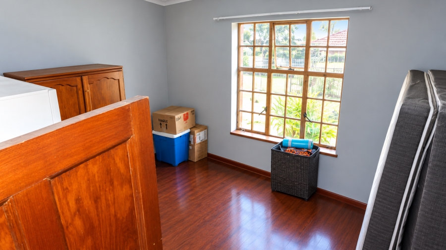 To Let 3 Bedroom Property for Rent in Dunnottar Gauteng
