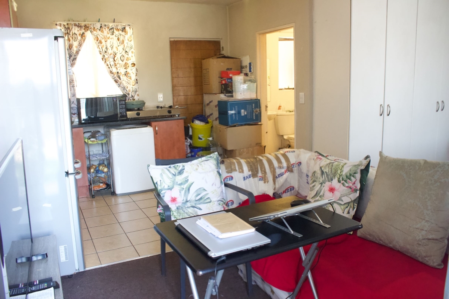 1 Bedroom Property for Sale in Esther Park Gauteng