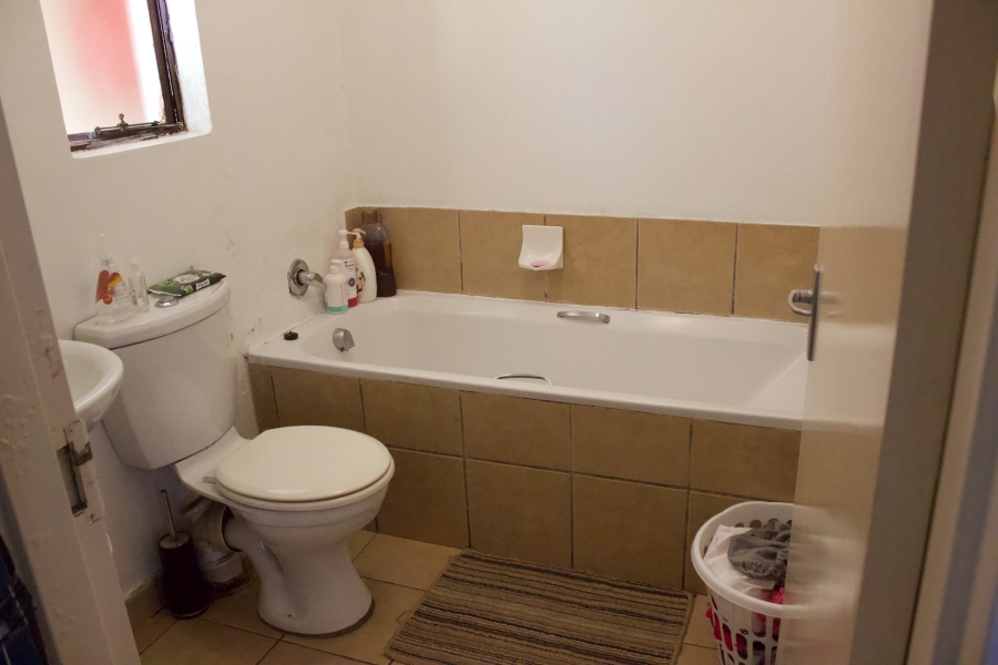 1 Bedroom Property for Sale in Esther Park Gauteng