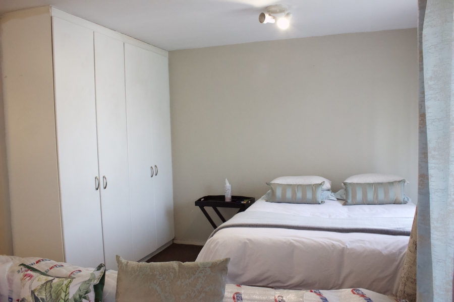 1 Bedroom Property for Sale in Esther Park Gauteng