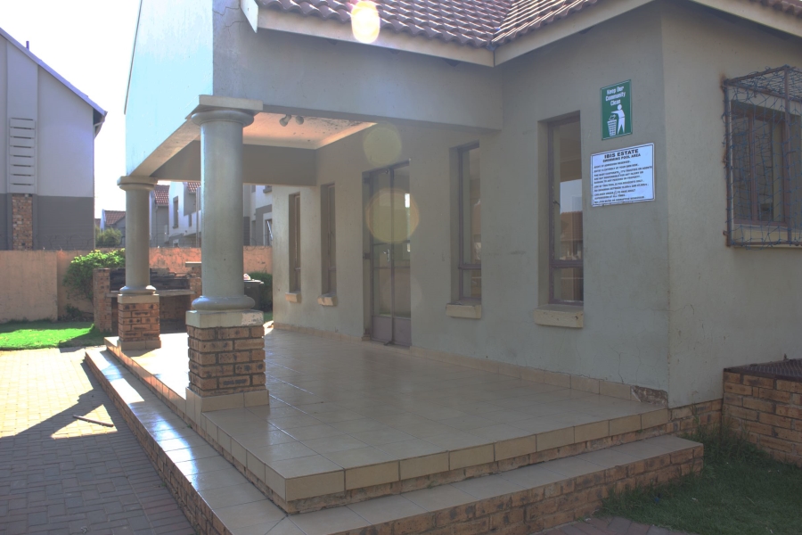 1 Bedroom Property for Sale in Esther Park Gauteng