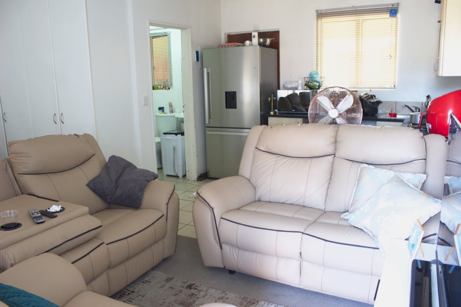 1 Bedroom Property for Sale in Esther Park Gauteng