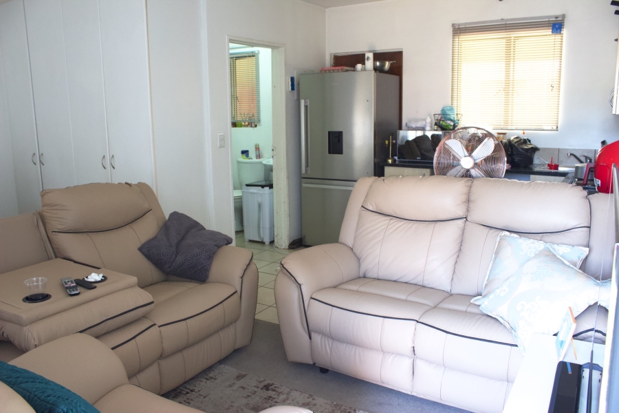 1 Bedroom Property for Sale in Esther Park Gauteng