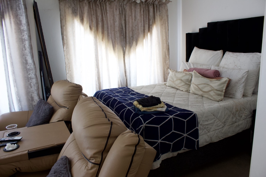1 Bedroom Property for Sale in Esther Park Gauteng
