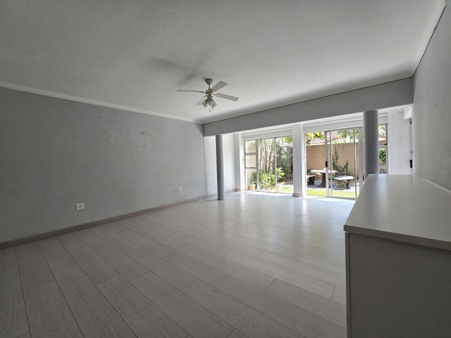 5 Bedroom Property for Sale in New Redruth Gauteng