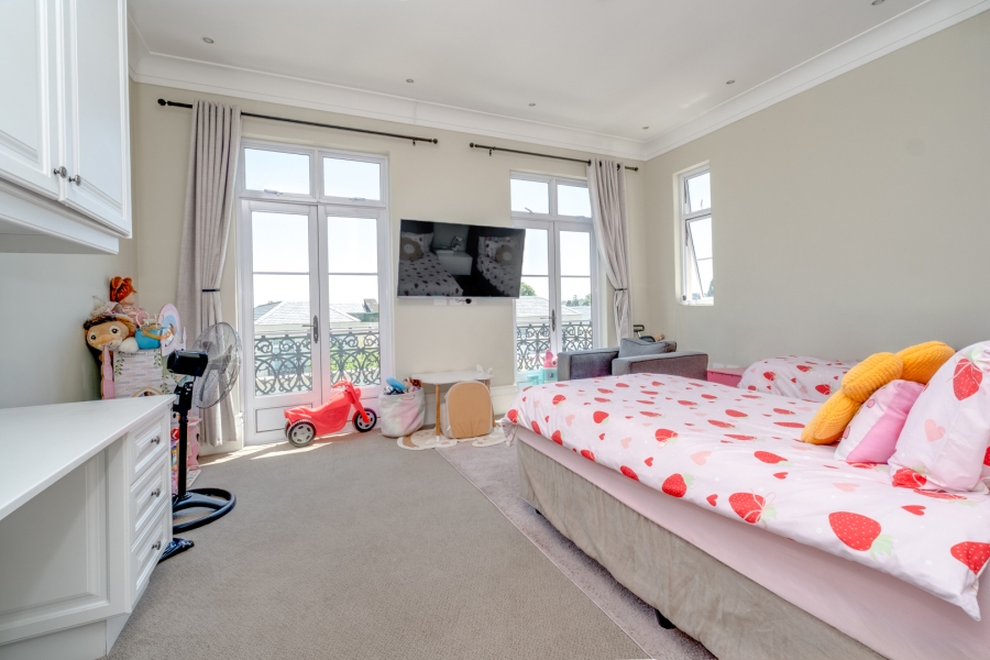 5 Bedroom Property for Sale in Bryanston Gauteng