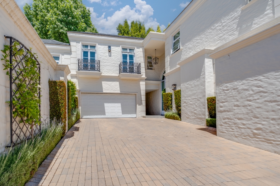 5 Bedroom Property for Sale in Bryanston Gauteng