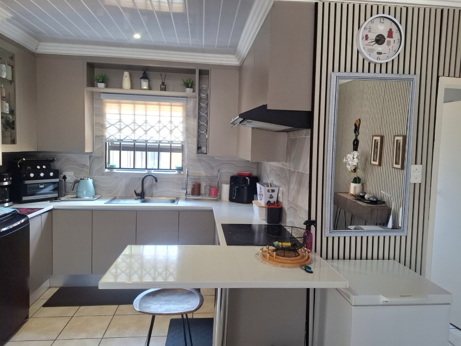 2 Bedroom Property for Sale in Glen Harvie Gauteng