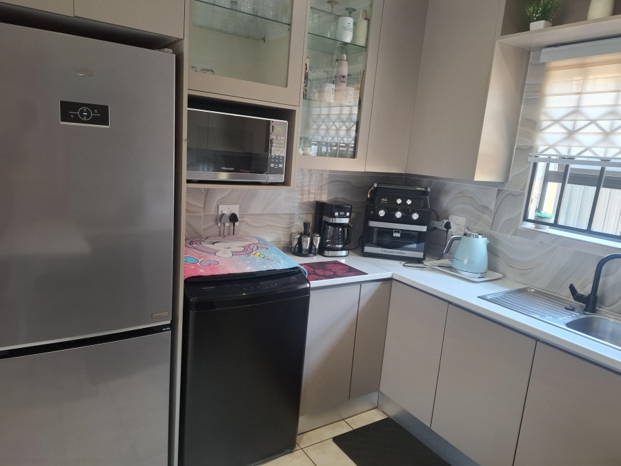 2 Bedroom Property for Sale in Glen Harvie Gauteng