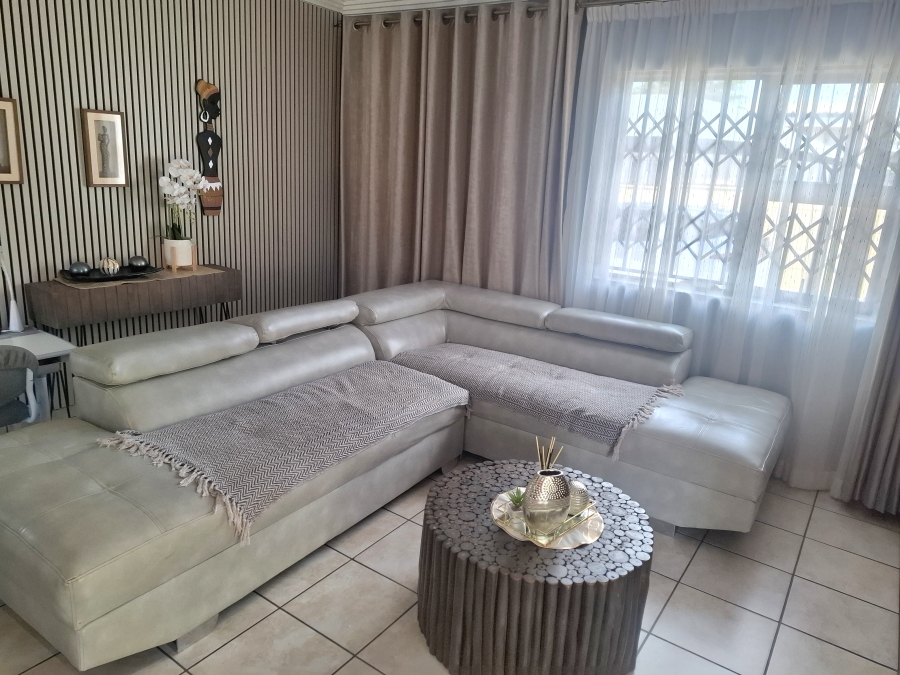 2 Bedroom Property for Sale in Glen Harvie Gauteng