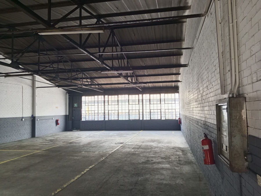 To Let Commercial Property for Rent in Spartan Gauteng