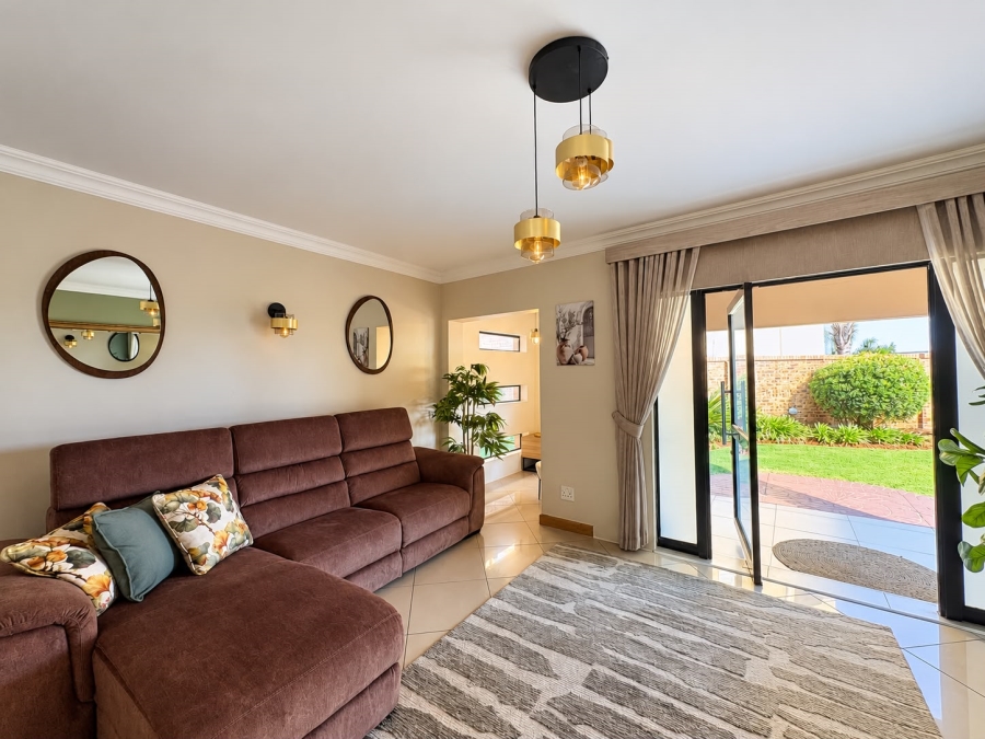 4 Bedroom Property for Sale in Sunair Park Gauteng