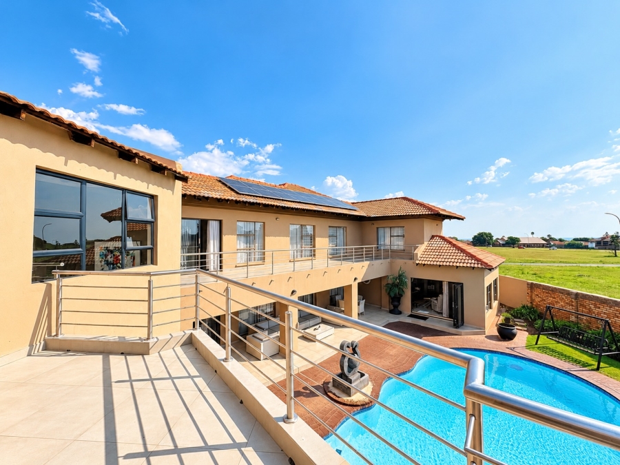 4 Bedroom Property for Sale in Sunair Park Gauteng