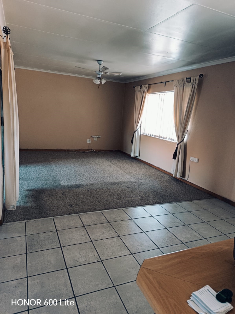 3 Bedroom Property for Sale in Terenure Gauteng
