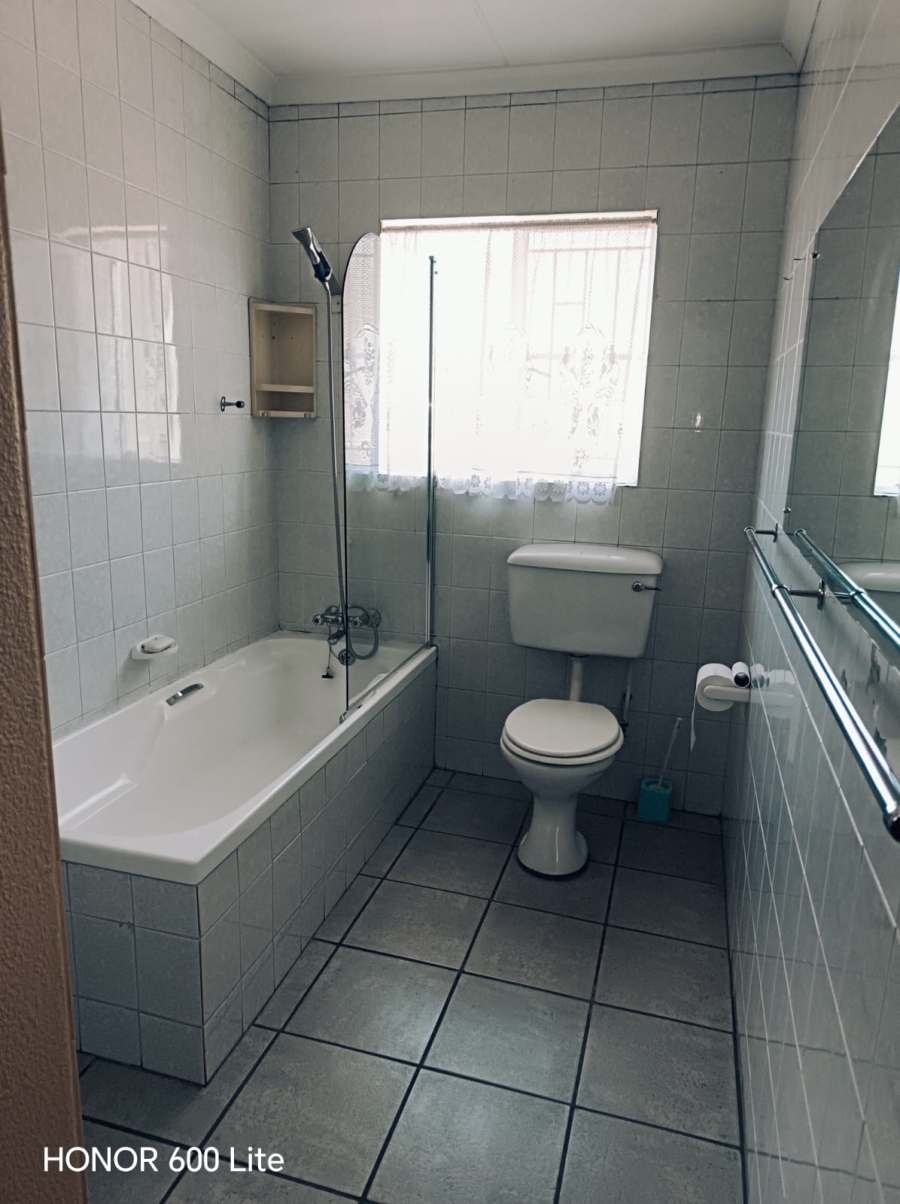 3 Bedroom Property for Sale in Terenure Gauteng