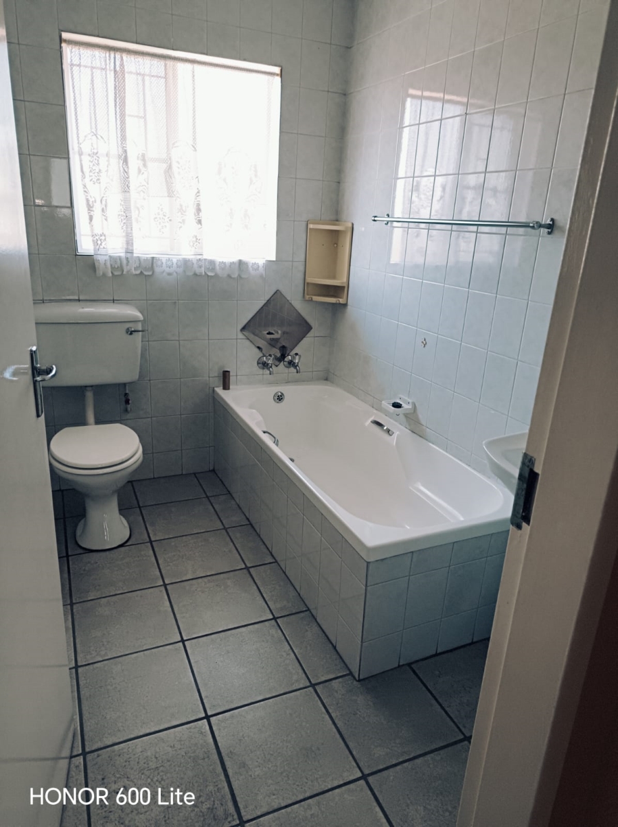 3 Bedroom Property for Sale in Terenure Gauteng